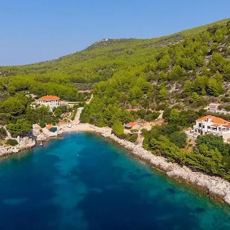 Anita By Guide アパート Blato