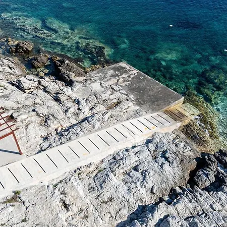 Anita By Guide Blato